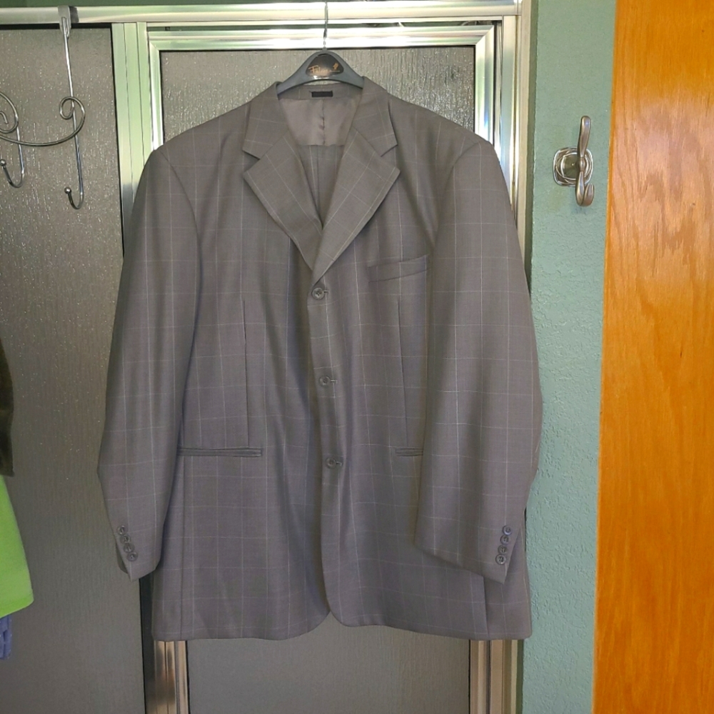 Falcone 2 piece grey suit